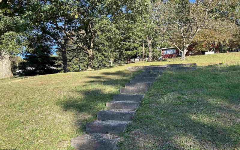 1365 Chestnut Street, Idamay, West Virginia 26576, 3 Bedroom Bedrooms, 6 Room Rooms,1 BathroomBathrooms,Single Family Detached,For Sale,Chestnut,0,10167320