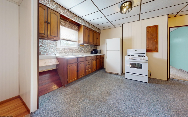 1365 Chestnut Street, Idamay, West Virginia 26576, 3 Bedroom Bedrooms, 6 Room Rooms,1 BathroomBathrooms,Single Family Detached,For Sale,Chestnut,0,10167320