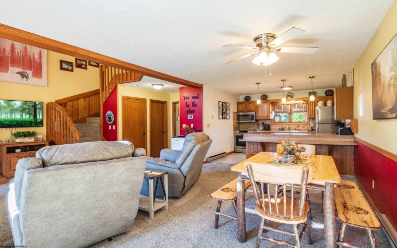 104 Deerfield Circle, Davis, West Virginia 26260, 2 Bedroom Bedrooms, 4 Room Rooms,2 BathroomBathrooms,Single Family Attached,For Sale,Deerfield,0,10167319