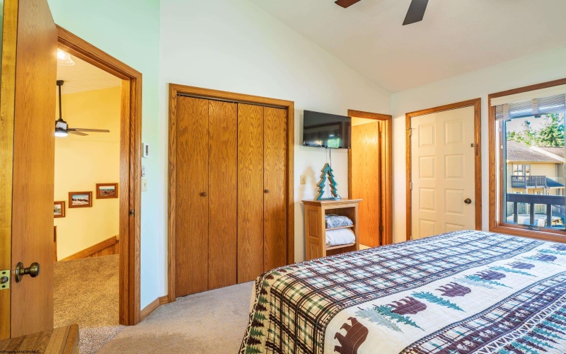 104 Deerfield Circle, Davis, West Virginia 26260, 2 Bedroom Bedrooms, 4 Room Rooms,2 BathroomBathrooms,Single Family Attached,For Sale,Deerfield,0,10167319