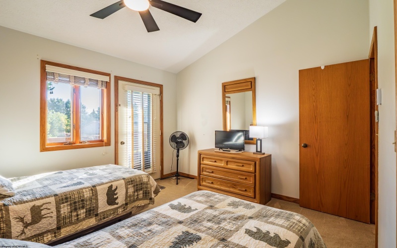 104 Deerfield Circle, Davis, West Virginia 26260, 2 Bedroom Bedrooms, 4 Room Rooms,2 BathroomBathrooms,Single Family Attached,For Sale,Deerfield,0,10167319