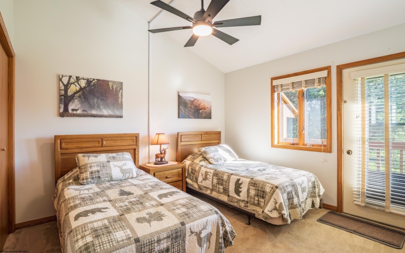 104 Deerfield Circle, Davis, West Virginia 26260, 2 Bedroom Bedrooms, 4 Room Rooms,2 BathroomBathrooms,Single Family Attached,For Sale,Deerfield,0,10167319