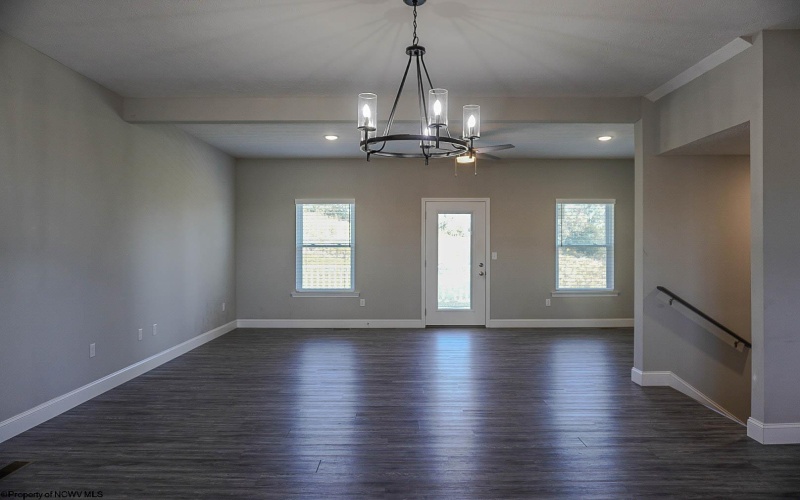 224 Red Oak Lane, Morgantown, West Virginia 26501, 3 Bedroom Bedrooms, 7 Room Rooms,3 BathroomBathrooms,Residential Rentals,For Rent,Red Oak,0,10167325