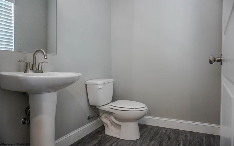 224 Red Oak Lane, Morgantown, West Virginia 26501, 3 Bedroom Bedrooms, 7 Room Rooms,3 BathroomBathrooms,Residential Rentals,For Rent,Red Oak,0,10167325