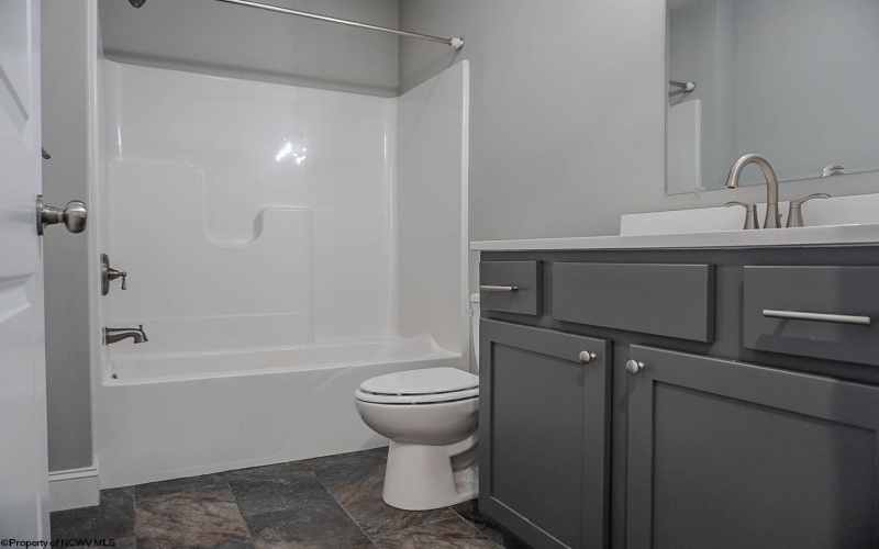 224 Red Oak Lane, Morgantown, West Virginia 26501, 3 Bedroom Bedrooms, 7 Room Rooms,3 BathroomBathrooms,Residential Rentals,For Rent,Red Oak,0,10167325