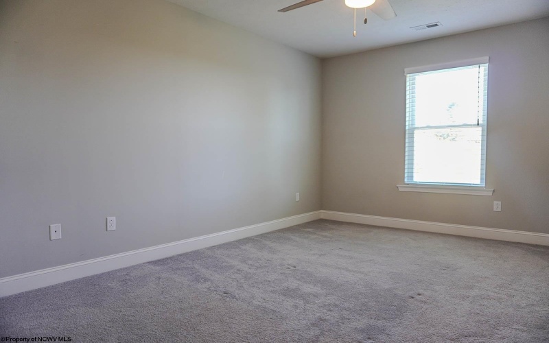 224 Red Oak Lane, Morgantown, West Virginia 26501, 3 Bedroom Bedrooms, 7 Room Rooms,3 BathroomBathrooms,Residential Rentals,For Rent,Red Oak,0,10167325