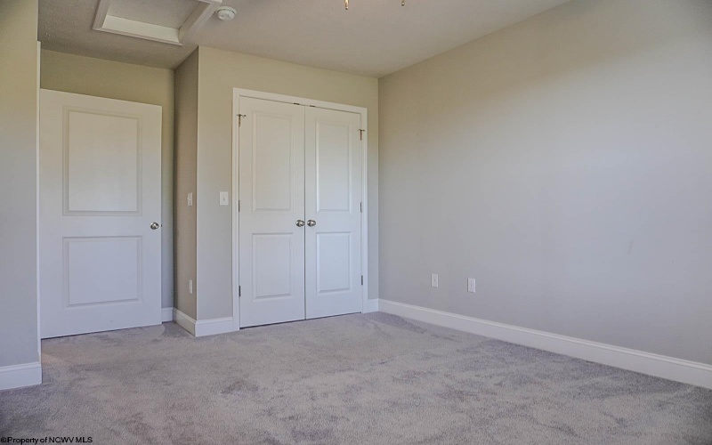 224 Red Oak Lane, Morgantown, West Virginia 26501, 3 Bedroom Bedrooms, 7 Room Rooms,3 BathroomBathrooms,Residential Rentals,For Rent,Red Oak,0,10167325