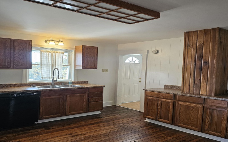 91 Cale Road, Masontown, West Virginia 26542, 2 Bedroom Bedrooms, 5 Room Rooms,1 BathroomBathrooms,Residential Rentals,For Rent,Cale,0,10167332
