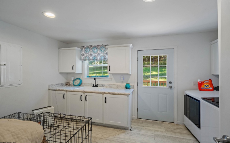 4543 Union Road, Philippi, West Virginia 26416, 3 Bedroom Bedrooms, 7 Room Rooms,2 BathroomBathrooms,Single Family Detached,For Sale,Union,0,10167344