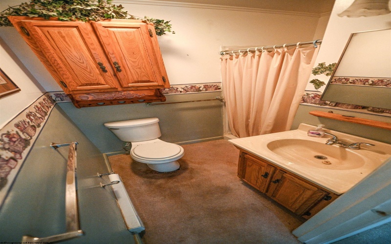 605 Maple Avenue, Barrackville, West Virginia 26559, 4 Bedroom Bedrooms, 6 Room Rooms,3 BathroomBathrooms,Single Family Detached,For Sale,Maple,0,10167323
