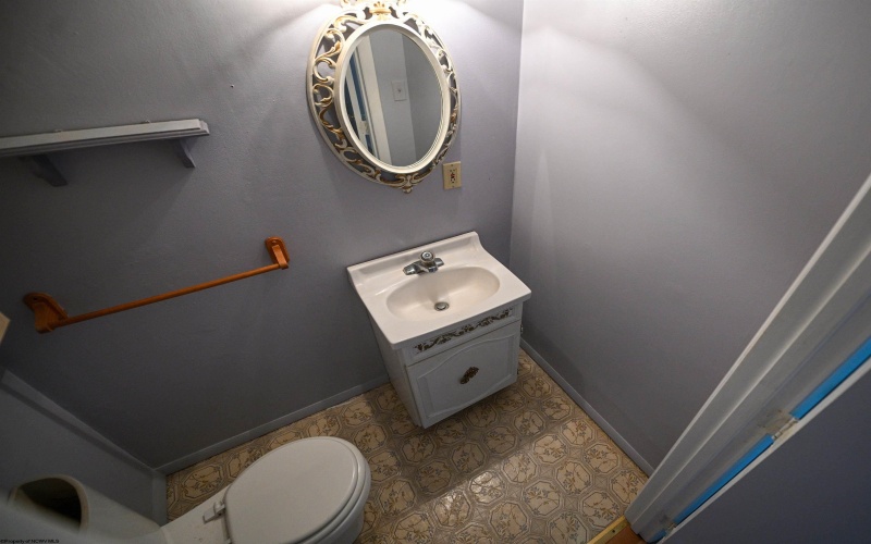 605 Maple Avenue, Barrackville, West Virginia 26559, 4 Bedroom Bedrooms, 6 Room Rooms,3 BathroomBathrooms,Single Family Detached,For Sale,Maple,0,10167323