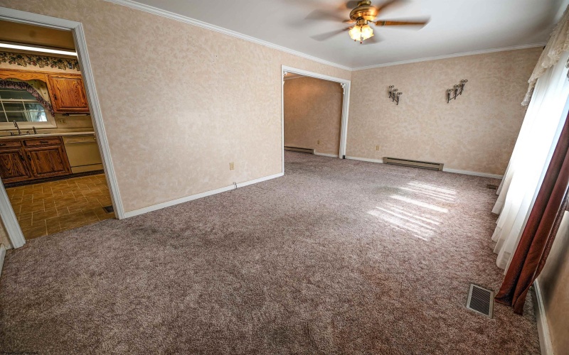 605 Maple Avenue, Barrackville, West Virginia 26559, 4 Bedroom Bedrooms, 6 Room Rooms,3 BathroomBathrooms,Single Family Detached,For Sale,Maple,0,10167323