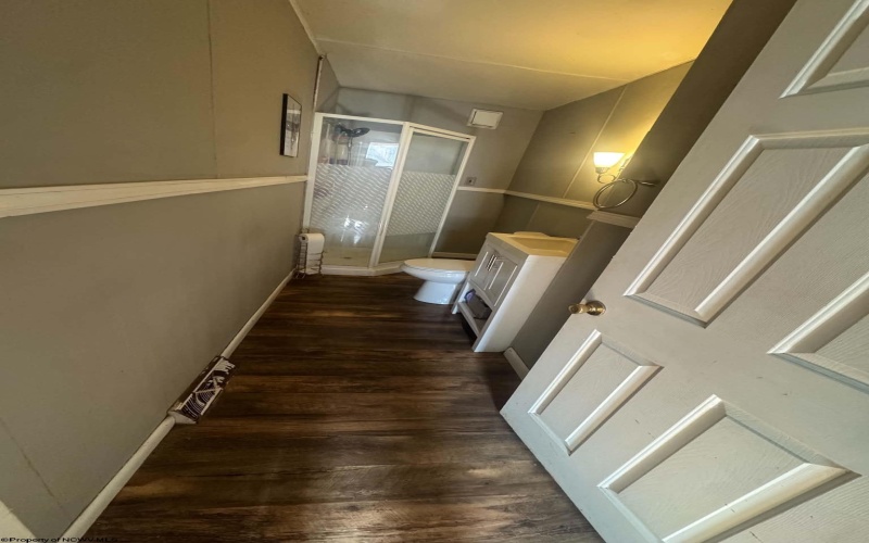 412 Center Street, Shinnston, West Virginia 26431, 2 Bedroom Bedrooms, 6 Room Rooms,3 BathroomBathrooms,Single Family Detached,For Sale,Center,0,10167334