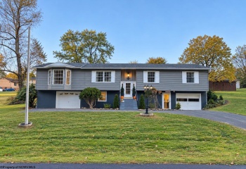 139 CARLSON Drive, Grafton, West Virginia 26354, 4 Bedroom Bedrooms, 13 Room Rooms,3 BathroomBathrooms,Single Family Detached,For Sale,CARLSON,0,10167329