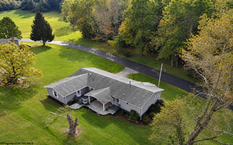 139 CARLSON Drive, Grafton, West Virginia 26354, 4 Bedroom Bedrooms, 13 Room Rooms,3 BathroomBathrooms,Single Family Detached,For Sale,CARLSON,0,10167329 139 CARLSON Drive, Grafton, West Virginia 26354, 4 Bedroom Bedrooms, 13 Room Rooms,3 BathroomBathrooms,Single Family Detached,For Sale,CARLSON,0,10167329