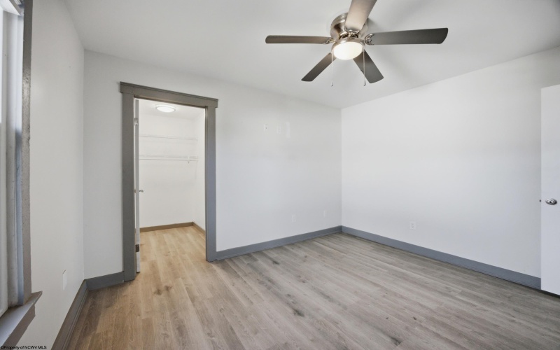 429 Grand Avenue, Bridgeport, West Virginia 26330, 2 Bedroom Bedrooms, 4 Room Rooms,1 BathroomBathrooms,Single Family Detached,For Sale,Grand,0,10167328