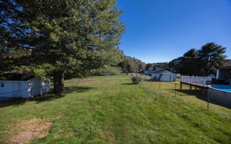 429 Grand Avenue, Bridgeport, West Virginia 26330, 2 Bedroom Bedrooms, 4 Room Rooms,1 BathroomBathrooms,Single Family Detached,For Sale,Grand,0,10167328