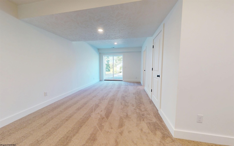 1317 Lincoln Way, Fairmont, West Virginia 26554, 3 Bedroom Bedrooms, 7 Room Rooms,2 BathroomBathrooms,Single Family Detached,For Sale,Lincoln,0,10167336