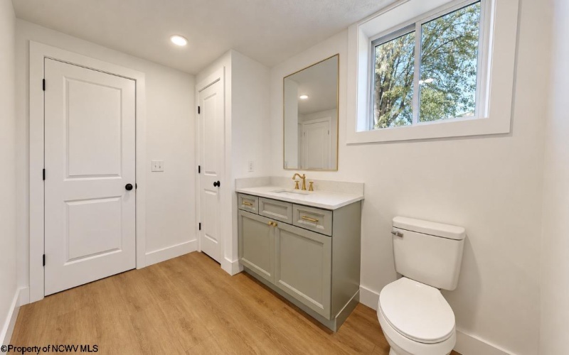 1317 Lincoln Way, Fairmont, West Virginia 26554, 3 Bedroom Bedrooms, 7 Room Rooms,2 BathroomBathrooms,Single Family Detached,For Sale,Lincoln,0,10167336