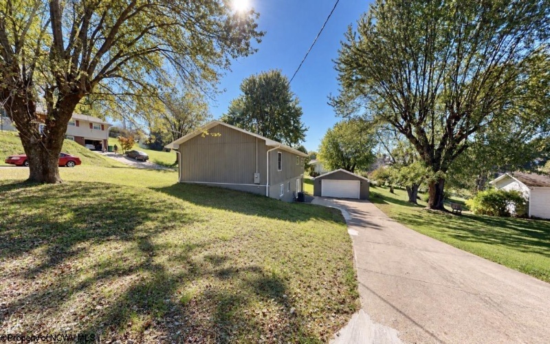 1317 Lincoln Way, Fairmont, West Virginia 26554, 3 Bedroom Bedrooms, 7 Room Rooms,2 BathroomBathrooms,Single Family Detached,For Sale,Lincoln,0,10167336