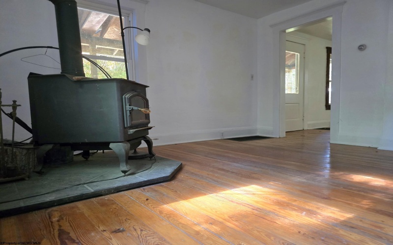 302 Harpertown Road, Elkins, West Virginia 26241, 2 Bedroom Bedrooms, 6 Room Rooms,1 BathroomBathrooms,Single Family Detached,For Sale,Harpertown,0,10167326 302 Harpertown Road, Elkins, West Virginia 26241, 2 Bedroom Bedrooms, 6 Room Rooms,1 BathroomBathrooms,Single Family Detached,For Sale,Harpertown,0,10167326
