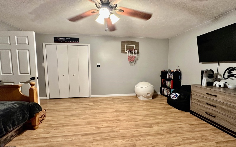 62 Maple Street, Lost Creek, West Virginia 26385, 3 Bedroom Bedrooms, 7 Room Rooms,2 BathroomBathrooms,Single Family Detached,For Sale,Maple,0,10167341