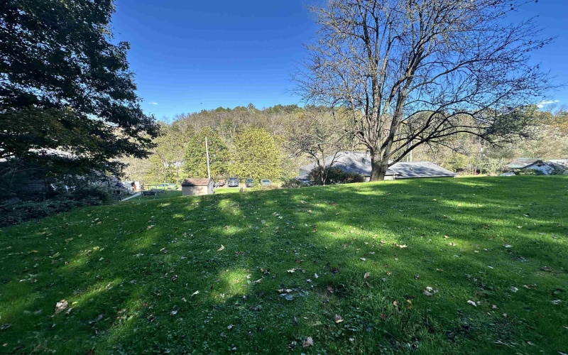 62 Maple Street, Lost Creek, West Virginia 26385, 3 Bedroom Bedrooms, 7 Room Rooms,2 BathroomBathrooms,Single Family Detached,For Sale,Maple,0,10167341