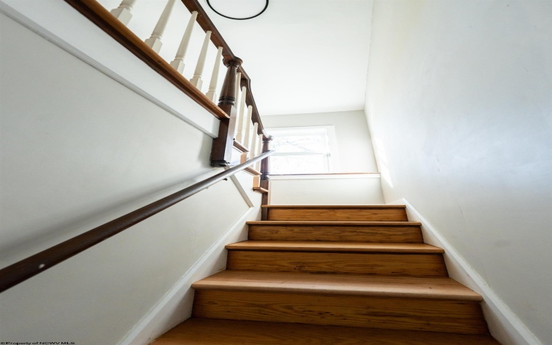 615 Fleming Place, Fairmont, West Virginia 26554, 3 Bedroom Bedrooms, 7 Room Rooms,2 BathroomBathrooms,Single Family Detached,For Sale,Fleming,0,10167350