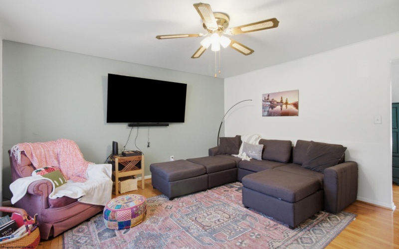 84 Pinewood Lane, Clarksburg, West Virginia 26301, 2 Bedroom Bedrooms, 6 Room Rooms,1 BathroomBathrooms,Single Family Attached,For Sale,Pinewood,0,10167347
