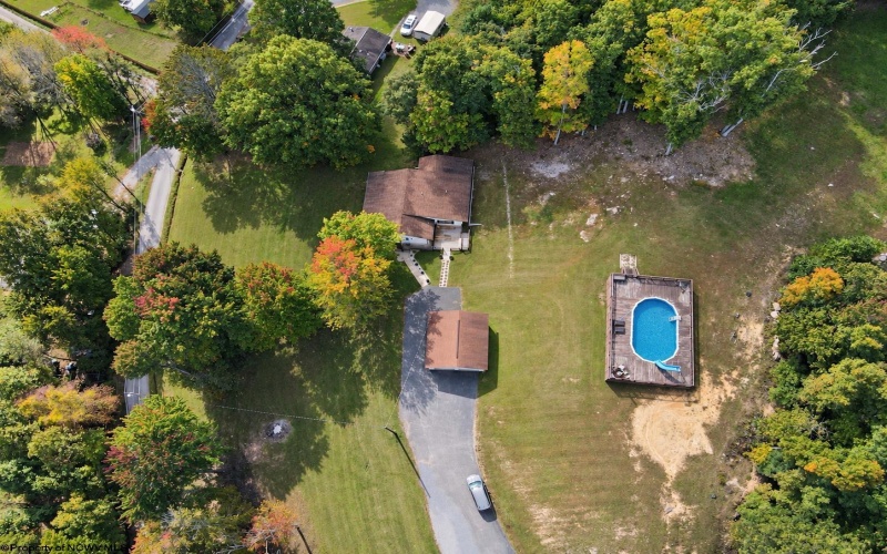 13 Silver Maple Lane, Buckhannon, West Virginia 26201, 4 Bedroom Bedrooms, 7 Room Rooms,2 BathroomBathrooms,Single Family Detached,For Sale,Silver Maple,0,10167348