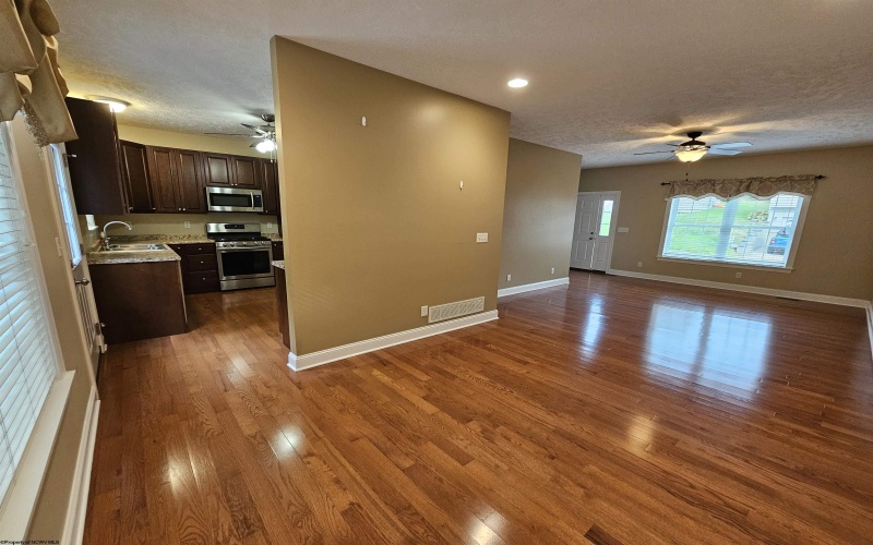 306 Hidden Point Trail, Morgantown, West Virginia 26508, 4 Bedroom Bedrooms, 7 Room Rooms,3 BathroomBathrooms,Single Family Detached,For Sale,Hidden Point,0,10167355