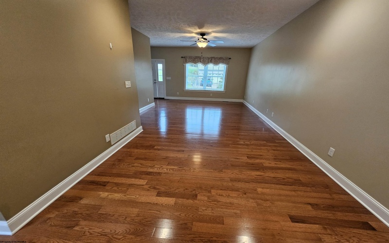 306 Hidden Point Trail, Morgantown, West Virginia 26508, 4 Bedroom Bedrooms, 7 Room Rooms,3 BathroomBathrooms,Single Family Detached,For Sale,Hidden Point,0,10167355