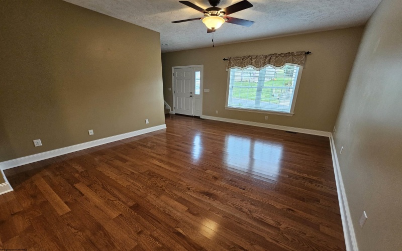 306 Hidden Point Trail, Morgantown, West Virginia 26508, 4 Bedroom Bedrooms, 7 Room Rooms,3 BathroomBathrooms,Single Family Detached,For Sale,Hidden Point,0,10167355