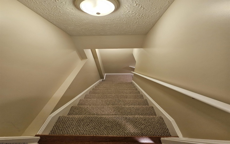 306 Hidden Point Trail, Morgantown, West Virginia 26508, 4 Bedroom Bedrooms, 7 Room Rooms,3 BathroomBathrooms,Single Family Detached,For Sale,Hidden Point,0,10167355