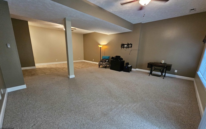 306 Hidden Point Trail, Morgantown, West Virginia 26508, 4 Bedroom Bedrooms, 7 Room Rooms,3 BathroomBathrooms,Single Family Detached,For Sale,Hidden Point,0,10167355