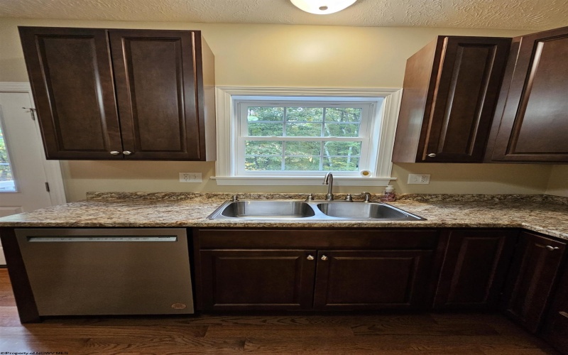 306 Hidden Point Trail, Morgantown, West Virginia 26508, 4 Bedroom Bedrooms, 7 Room Rooms,3 BathroomBathrooms,Single Family Detached,For Sale,Hidden Point,0,10167355