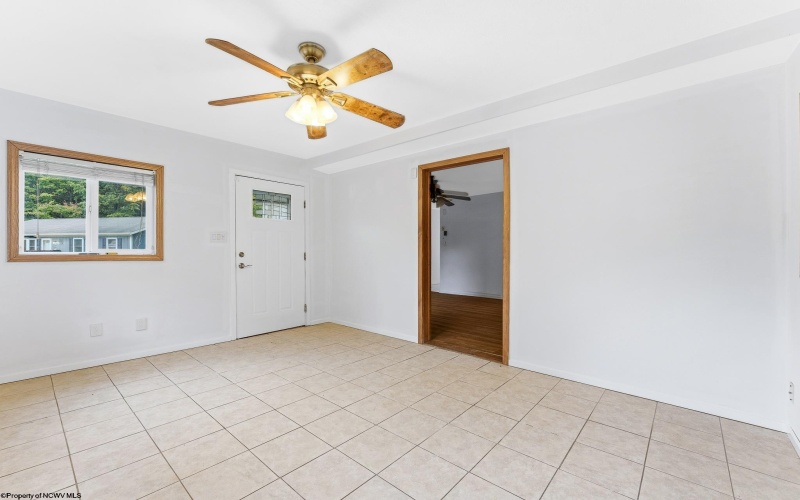 28 England Road, Morgantown, West Virginia 26508, 2 Bedroom Bedrooms, 6 Room Rooms,1 BathroomBathrooms,Single Family Detached,For Sale,England,0,10167352