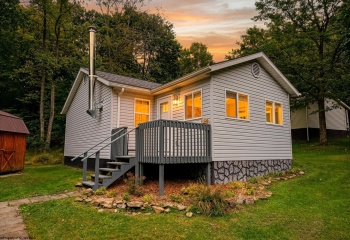 28 England Road, Morgantown, West Virginia 26508, 2 Bedroom Bedrooms, 6 Room Rooms,1 BathroomBathrooms,Single Family Detached,For Sale,England,0,10167352