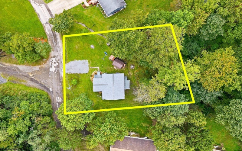 28 England Road, Morgantown, West Virginia 26508, 2 Bedroom Bedrooms, 6 Room Rooms,1 BathroomBathrooms,Single Family Detached,For Sale,England,0,10167352
