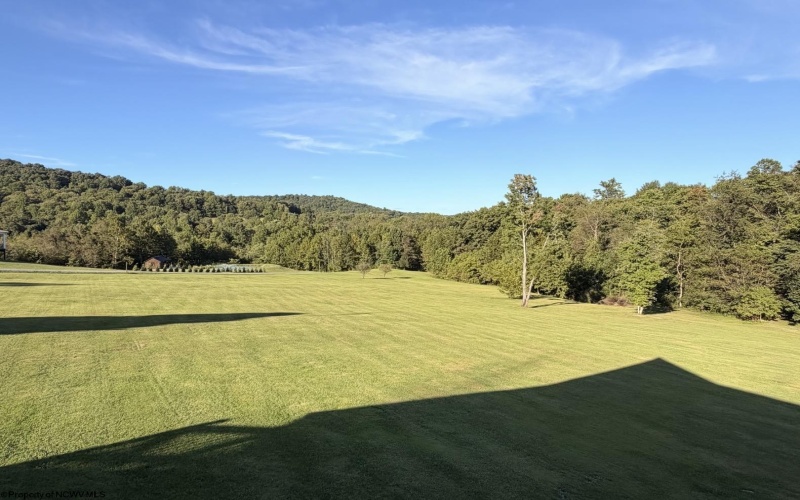 35 Dollar Road, Morgantown, West Virginia 26501, 3 Bedroom Bedrooms, 13 Room Rooms,3 BathroomBathrooms,Single Family Detached,For Sale,Dollar,0,10167324