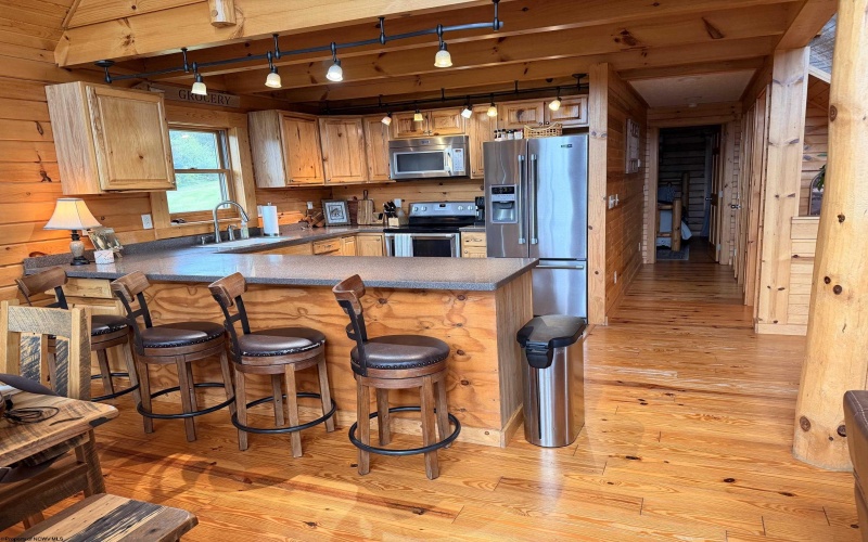 35 Dollar Road, Morgantown, West Virginia 26501, 3 Bedroom Bedrooms, 13 Room Rooms,3 BathroomBathrooms,Single Family Detached,For Sale,Dollar,0,10167324