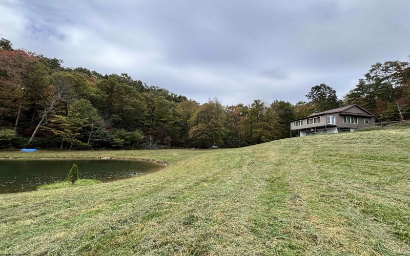 97 Indian Oaks Lane, Belington, West Virginia 26250, 2 Bedroom Bedrooms, 4 Room Rooms,2 BathroomBathrooms,Single Family Detached,For Sale,Indian Oaks,0,10167357