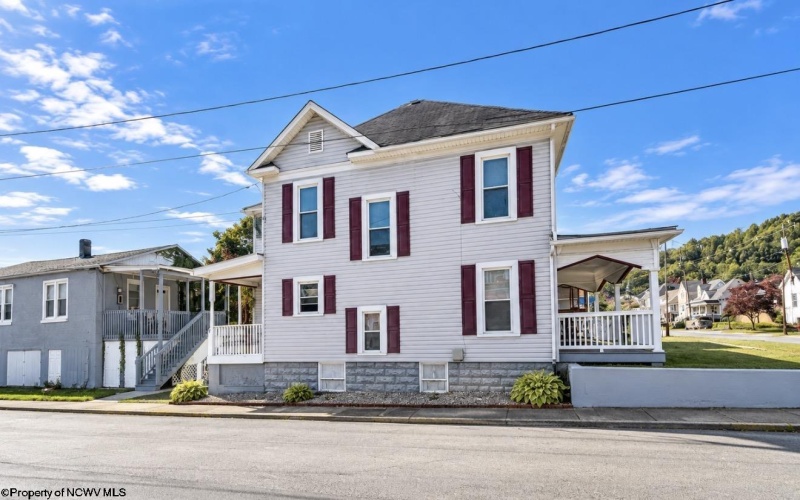 134 Pennsylvania Avenue, Nutter Fort, West Virginia 26301, 4 Bedroom Bedrooms, 9 Room Rooms,1 BathroomBathrooms,Single Family Detached,For Sale,Pennsylvania,0,10167361 134 Pennsylvania Avenue, Nutter Fort, West Virginia 26301, 4 Bedroom Bedrooms, 9 Room Rooms,1 BathroomBathrooms,Single Family Detached,For Sale,Pennsylvania,0,10167361
