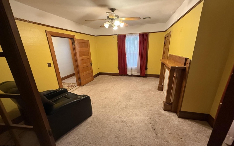 212 Vermont Avenue, Clarksburg, West Virginia 26301, 4 Bedroom Bedrooms, 8 Room Rooms,2 BathroomBathrooms,Single Family Detached,For Sale,Vermont,0,10167365 212 Vermont Avenue, Clarksburg, West Virginia 26301, 4 Bedroom Bedrooms, 8 Room Rooms,2 BathroomBathrooms,Single Family Detached,For Sale,Vermont,0,10167365