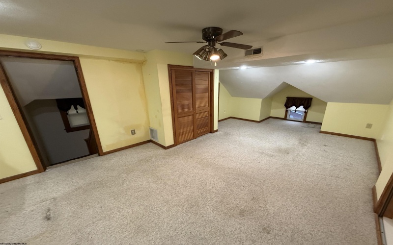 212 Vermont Avenue, Clarksburg, West Virginia 26301, 4 Bedroom Bedrooms, 8 Room Rooms,2 BathroomBathrooms,Single Family Detached,For Sale,Vermont,0,10167365 212 Vermont Avenue, Clarksburg, West Virginia 26301, 4 Bedroom Bedrooms, 8 Room Rooms,2 BathroomBathrooms,Single Family Detached,For Sale,Vermont,0,10167365