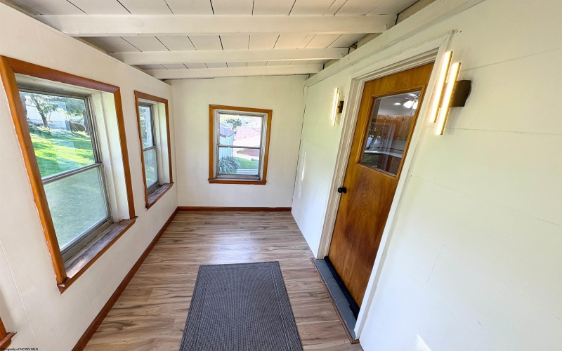900 E State Avenue, Terra Alta, West Virginia 26764-1433, 2 Bedroom Bedrooms, 7 Room Rooms,1 BathroomBathrooms,Single Family Detached,For Sale,E State,0,10167368