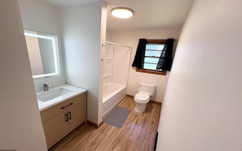 900 E State Avenue, Terra Alta, West Virginia 26764-1433, 2 Bedroom Bedrooms, 7 Room Rooms,1 BathroomBathrooms,Single Family Detached,For Sale,E State,0,10167368