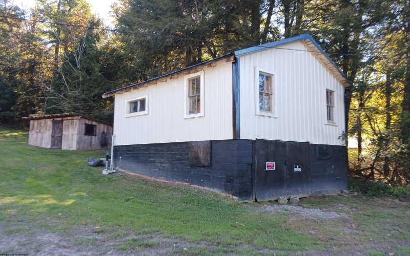 2284 Gaines Road, Rock Cave, West Virginia 26234, 3 Bedroom Bedrooms, 6 Room Rooms,1 BathroomBathrooms,Single Family Detached,For Sale,Gaines,0,10167369 2284 Gaines Road, Rock Cave, West Virginia 26234, 3 Bedroom Bedrooms, 6 Room Rooms,1 BathroomBathrooms,Single Family Detached,For Sale,Gaines,0,10167369