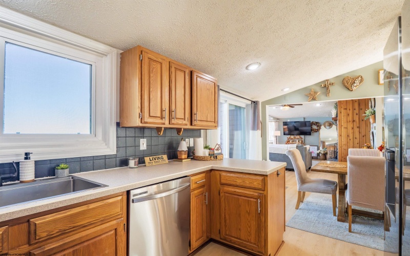1681 Mountainside Road, Davis, West Virginia 26260, 5 Bedroom Bedrooms, 8 Room Rooms,3 BathroomBathrooms,Single Family Detached,For Sale,Mountainside,0,10167386
