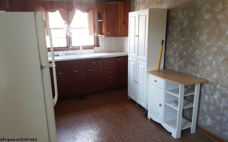 133 CAMDEN Avenue, Buckhannon, West Virginia 26201, 2 Bedroom Bedrooms, 5 Room Rooms,1 BathroomBathrooms,Residential Rentals,For Rent,CAMDEN,0,10167374